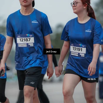 Runner Photo 7552936