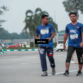 Runner Photo 7552944