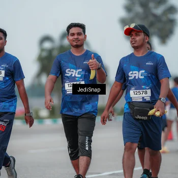 Runner Photo 7552951