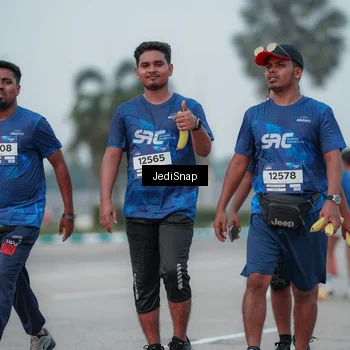 Runner Photo 7552954