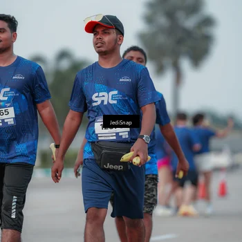 Runner Photo 7552958