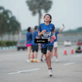 Runner Photo 7552964