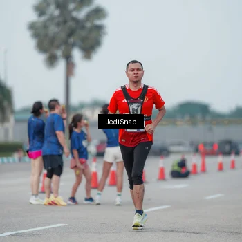 Runner Photo 7552982
