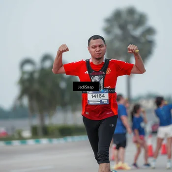 Runner Photo 7552983