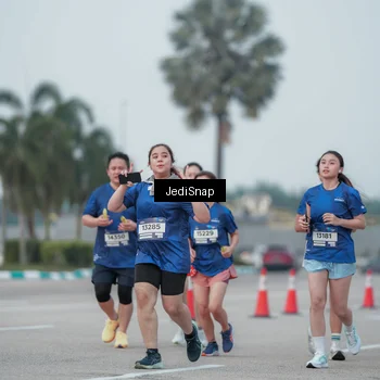 Runner Photo 7552988