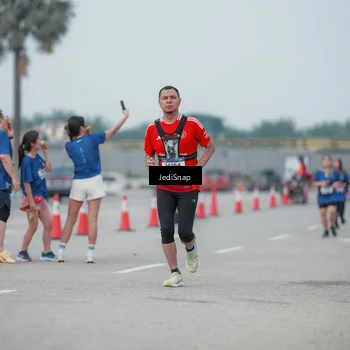 Runner Photo 7552990