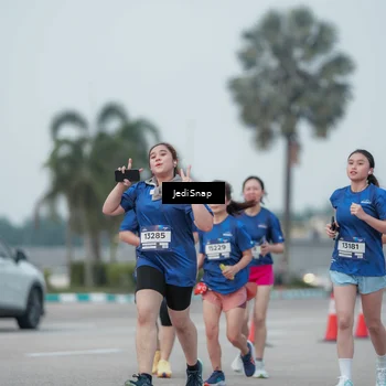 Runner Photo 7552999