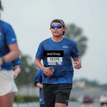 Runner Photo 7553014