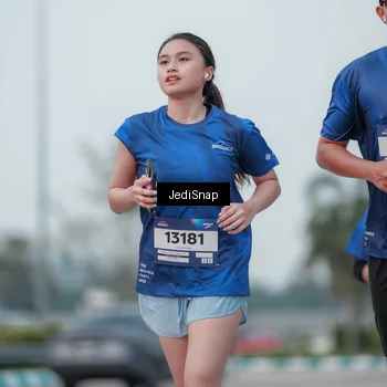 Runner Photo 7553016