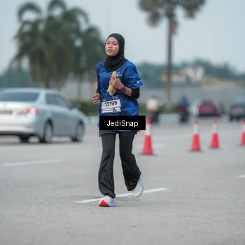 Runner Photo 7553043