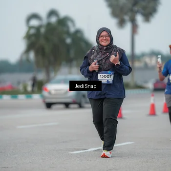Runner Photo 7553054