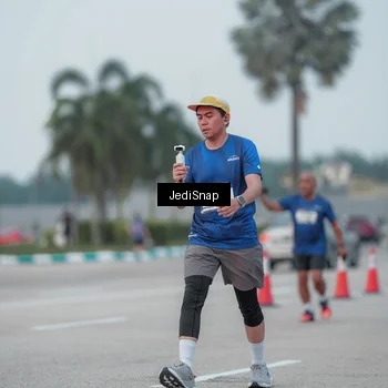 Runner Photo 7553067