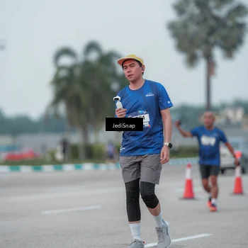 Runner Photo 7553071