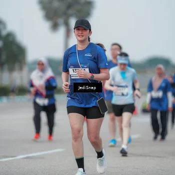 Runner Photo 7553091