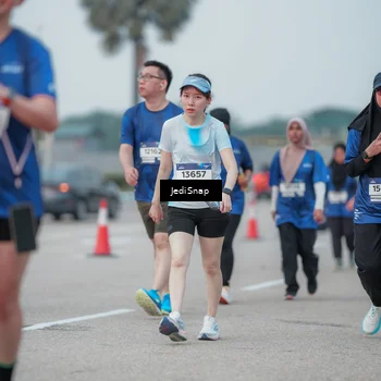 Runner Photo 7553104