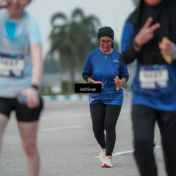 Runner Photo 7553108