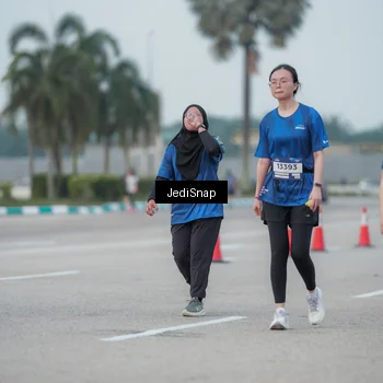 Runner Photo 7553120