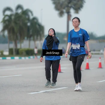 Runner Photo 7553124