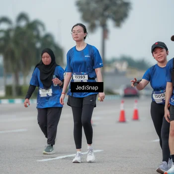 Runner Photo 7553126
