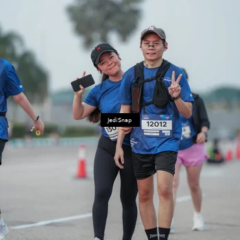 Runner Photo 7553130