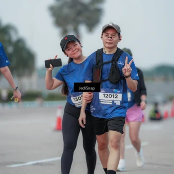 Runner Photo 7553133
