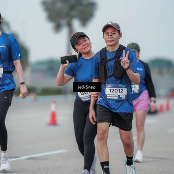 Runner Photo 7553139
