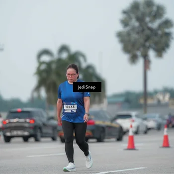 Runner Photo 7553147