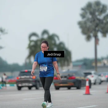 Runner Photo 7553154