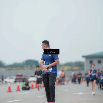 Runner Photo 7553157