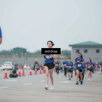 Runner Photo 7553165