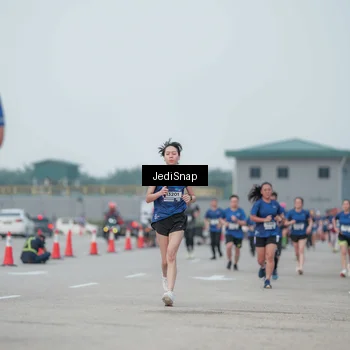 Runner Photo 7553166