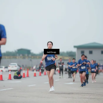 Runner Photo 7553168