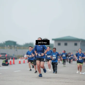 Runner Photo 7553173