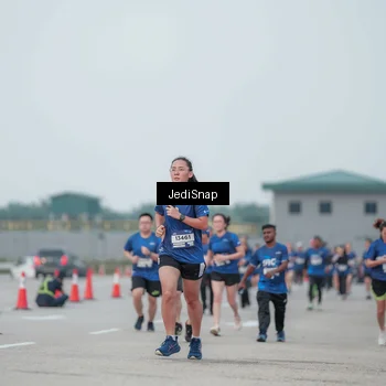 Runner Photo 7553179