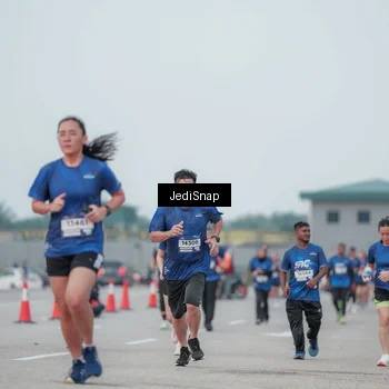 Runner Photo 7553186