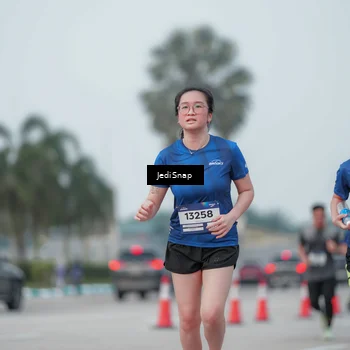 Runner Photo 7553206