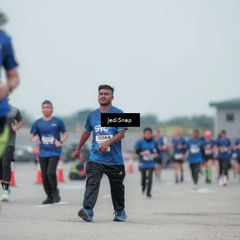 Runner Photo 7553209