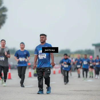 Runner Photo 7553210