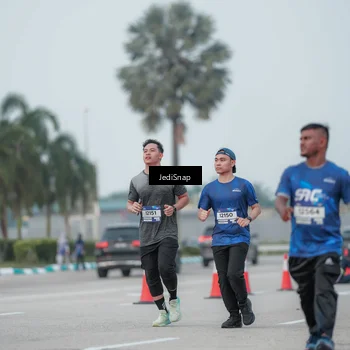 Runner Photo 7553213