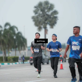 Runner Photo 7553214