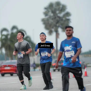 Runner Photo 7553218