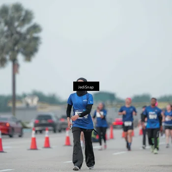 Runner Photo 7553228