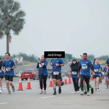 Runner Photo 7553238