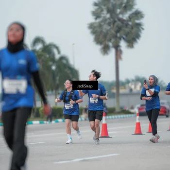 Runner Photo 7553240