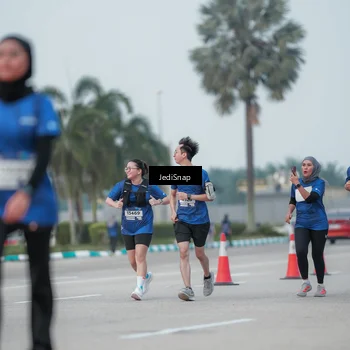 Runner Photo 7553242