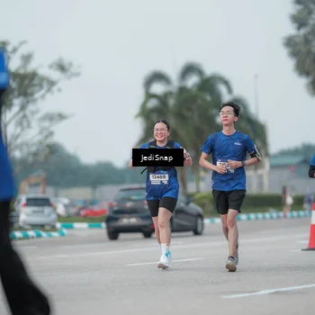 Runner Photo 7553248