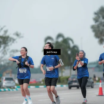 Runner Photo 7553255