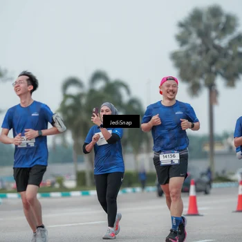 Runner Photo 7553263