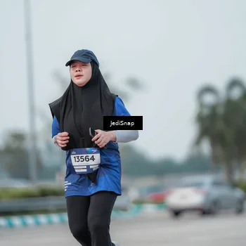Runner Photo 7553283