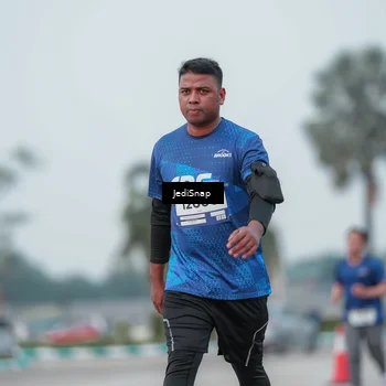 Runner Photo 7553286
